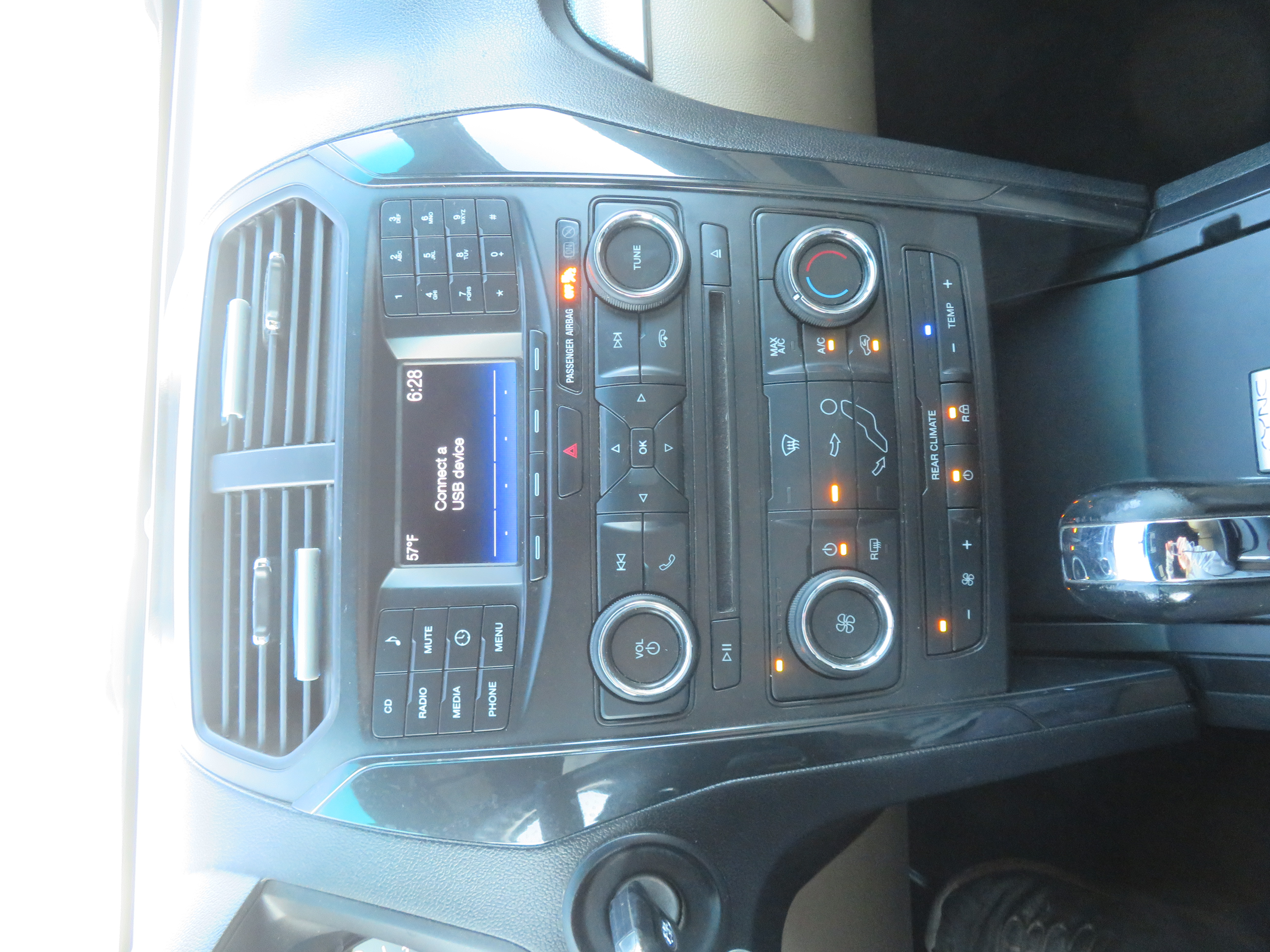 Used 2017 Ford Explorer 4WD image 17