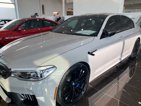 Used 2020 BMW M5 w/ Executive Package image 13