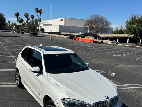 Used 2018 BMW X5 xDrive40e image 12