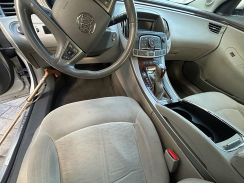 Used 2011 Buick LaCrosse CX image 4