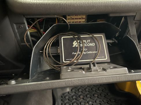 Used 2000 Jeep Wrangler SE image 16