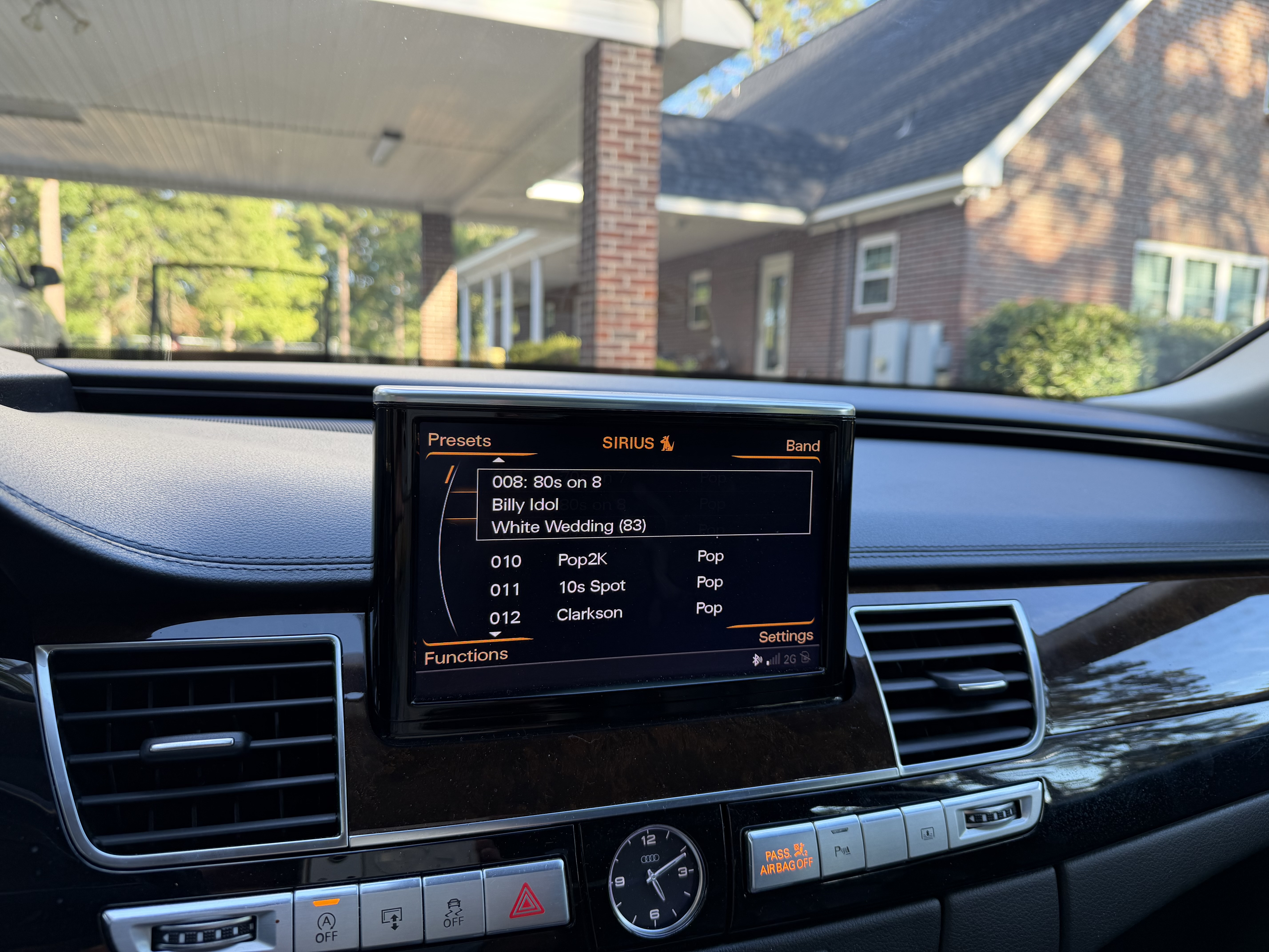 Used 2015 Audi A8 L 4.0T AWD/4WD image 9