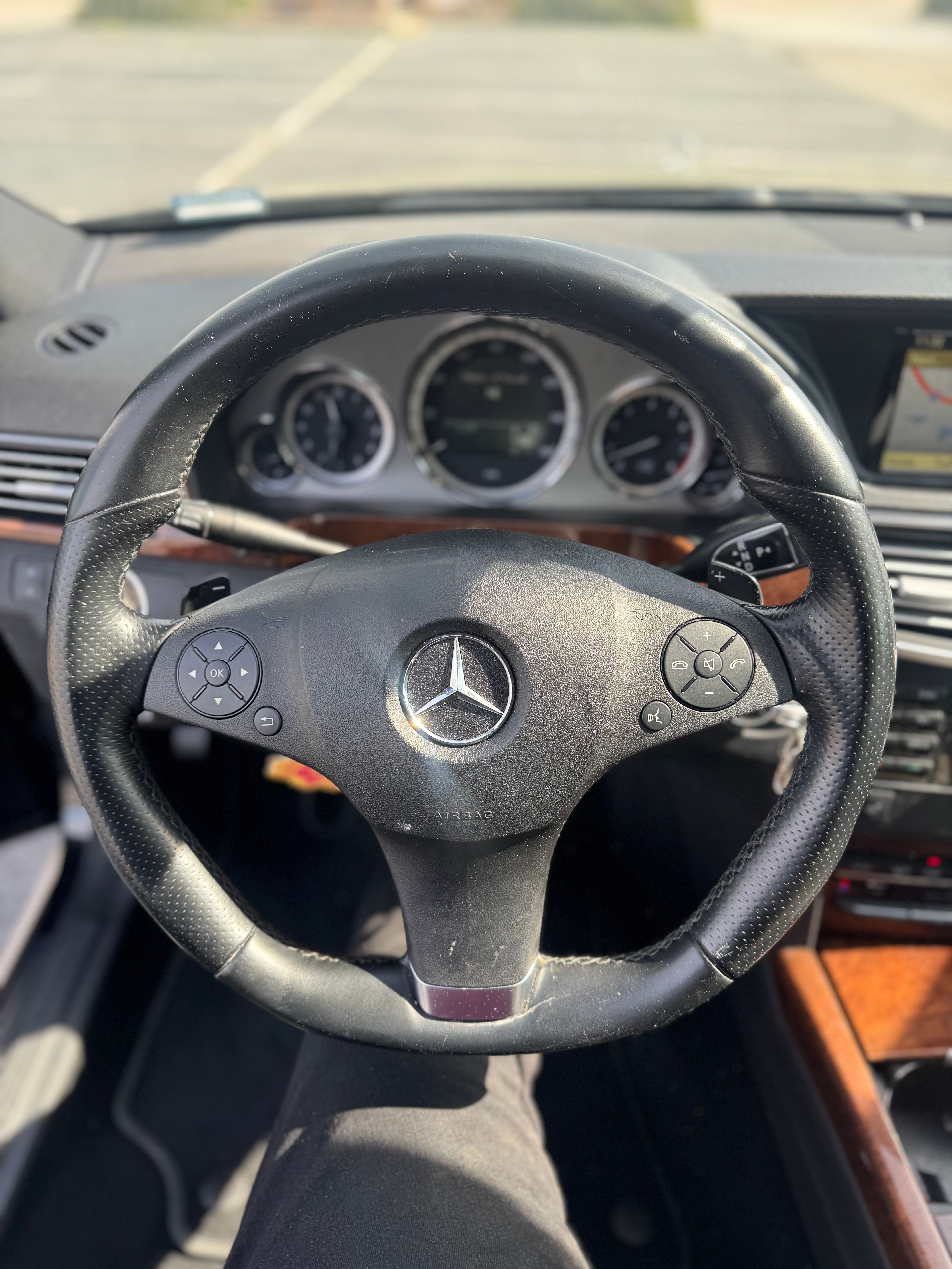 Used 2010 Mercedes-Benz E 350 Sedan image 8