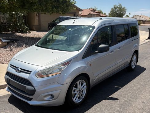 Used 2016 Ford Transit Connect XLT FWD image 1