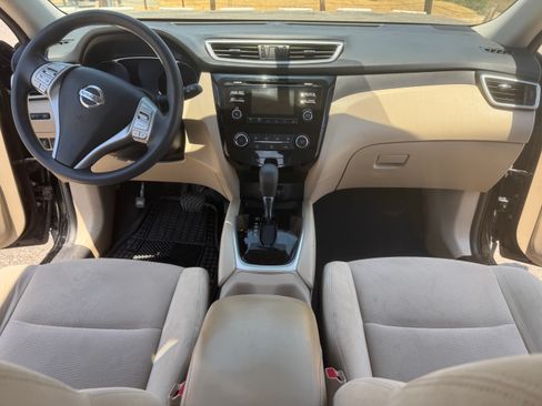 Used 2016 Nissan Rogue S image 15