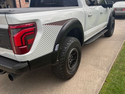 Used 2024 Ford F150 Raptor image 6