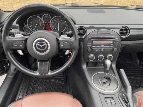 Used 2015 MAZDA MX-5 Miata Grand Touring image 10
