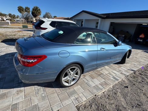 Used 2011 Mercedes-Benz E 350 Cabriolet image 5