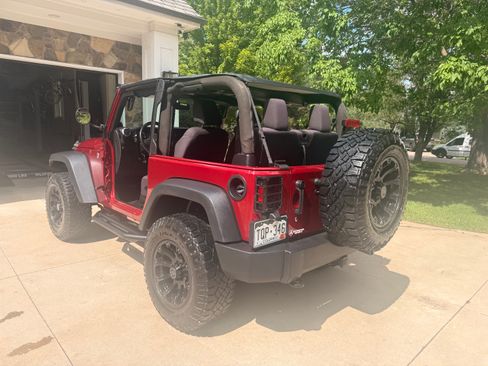 Used 2013 Jeep Wrangler Sport AWD/4WD image 2