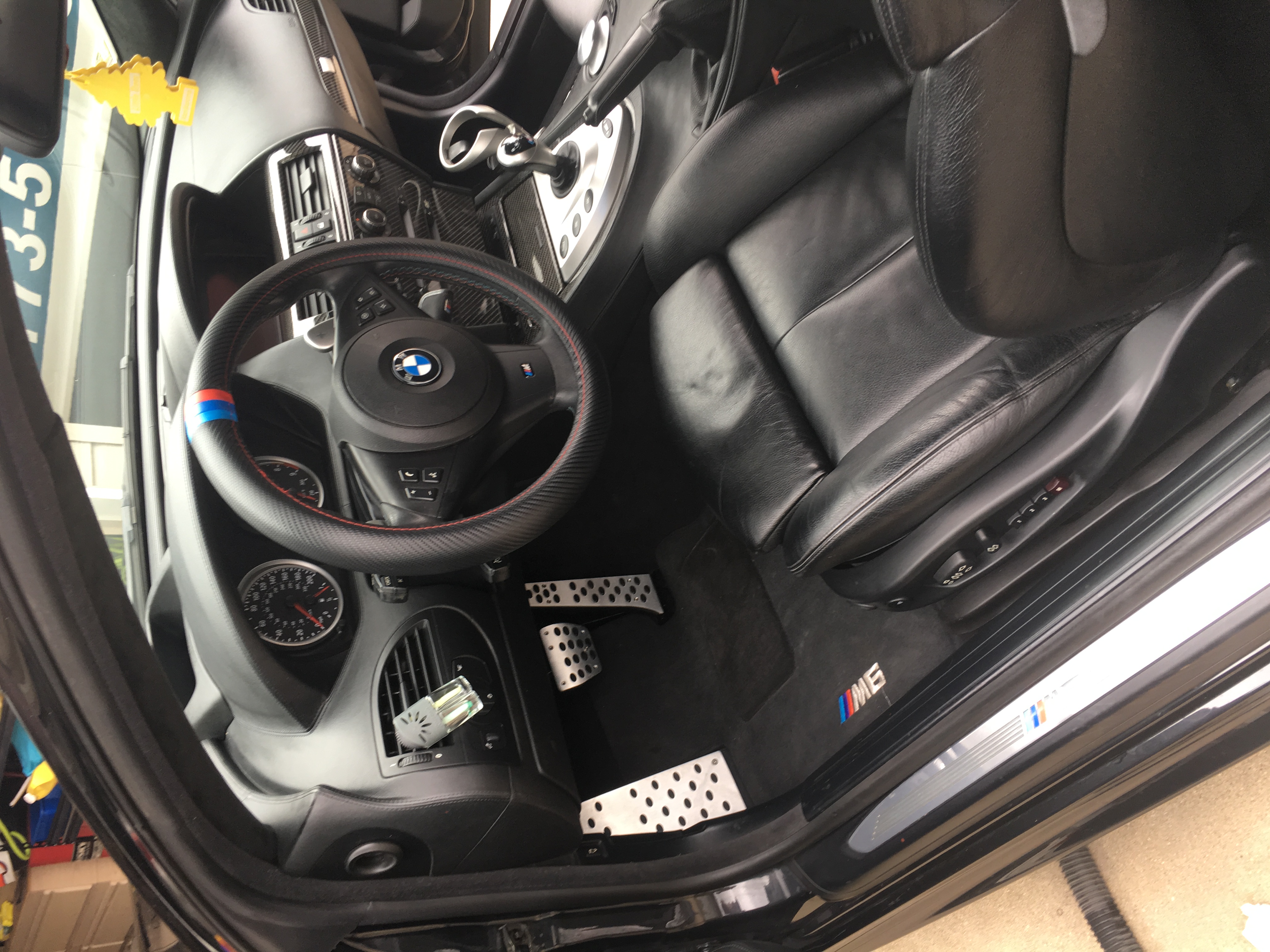 Used 2006 BMW M6 Coupe RWD image 10