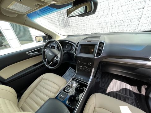 Used 2020 Ford Edge SEL w/ Convenience Package image 8