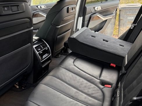 Used 2021 BMW X5 xDrive45e w/ Executive Package image 13