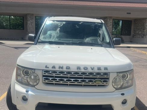 Used 2010 Land Rover LR4 HSE LUX AWD/4WD image 1