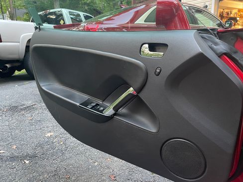 Used 2007 Saturn Sky Red Line RWD image 5