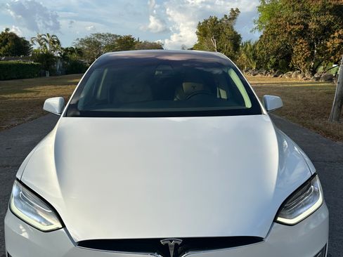 Used 2017 Tesla Model X 100D AWD/4WD image 12