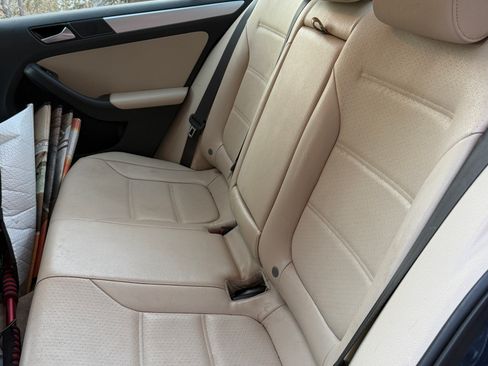 Used 2016 Volkswagen Jetta SEL Premium image 5