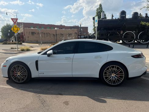Used 2020 Porsche Panamera GTS AWD/4WD image 4