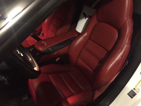 Used 2008 Chevrolet Corvette Convertible w/ Preferred Equipment Group RWD image 4