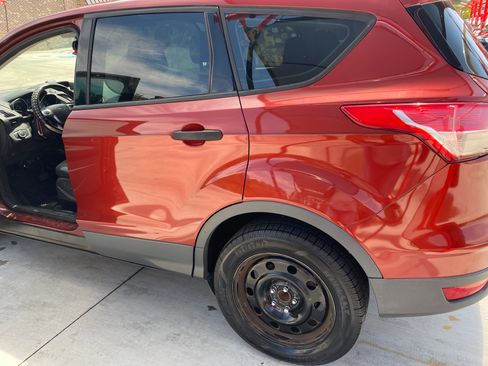 Used 2015 Ford Escape S FWD image 11
