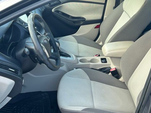 Used 2012 Ford Focus SE image 11