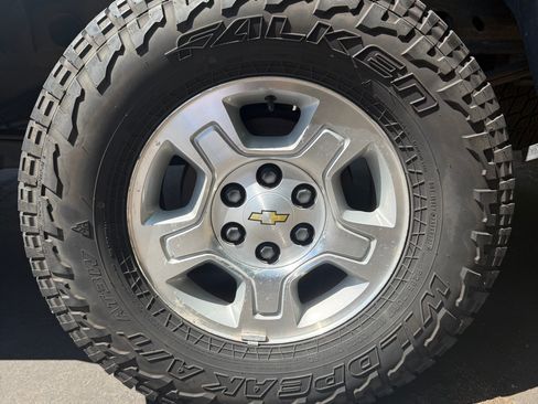 Used 2007 Chevrolet Silverado 1500 LT w/ 1LT Convenience Package RWD image 14