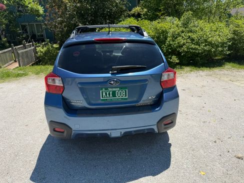 Used 2014 Subaru Crosstrek 2.0i Premium AWD/4WD image 4