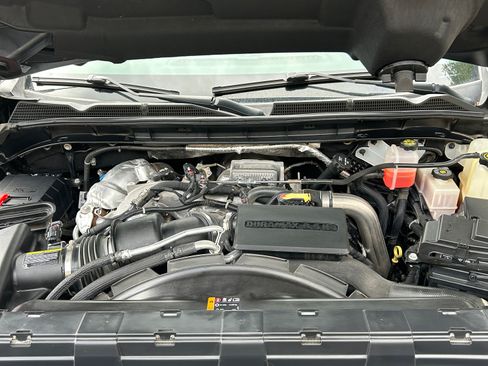 Used 2022 GMC Sierra 2500 Denali w/ Technology Package AWD/4WD image 10