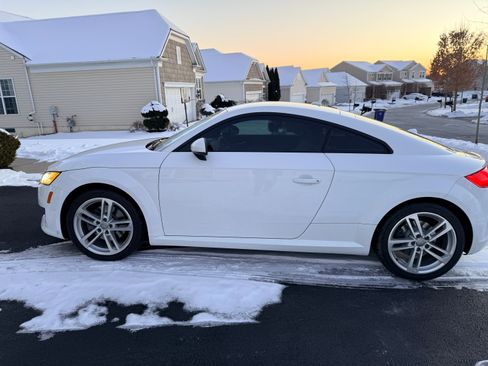 Used 2017 Audi TT 2.0T w/ S Sport Seat Package image 1