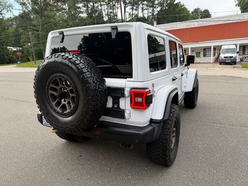 Used 2022 Jeep Wrangler Unlimited Rubicon w/ Xtreme Recon 35" Tire Package AWD/4WD image 9