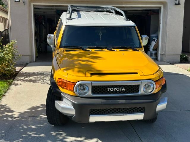 Used 2007 Toyota FJ Cruiser 2WD image 1
