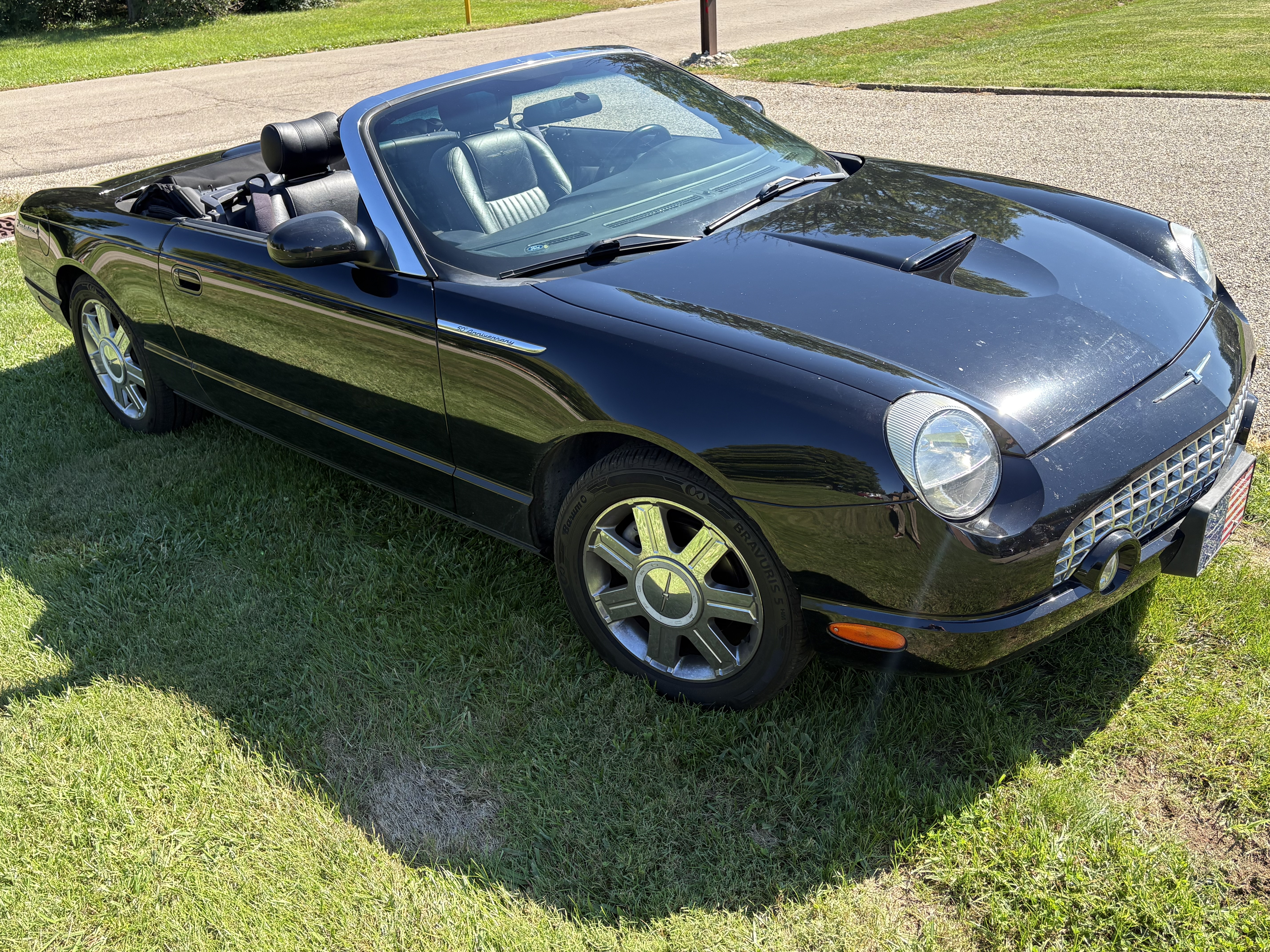 Used 2005 Ford Thunderbird RWD image 6