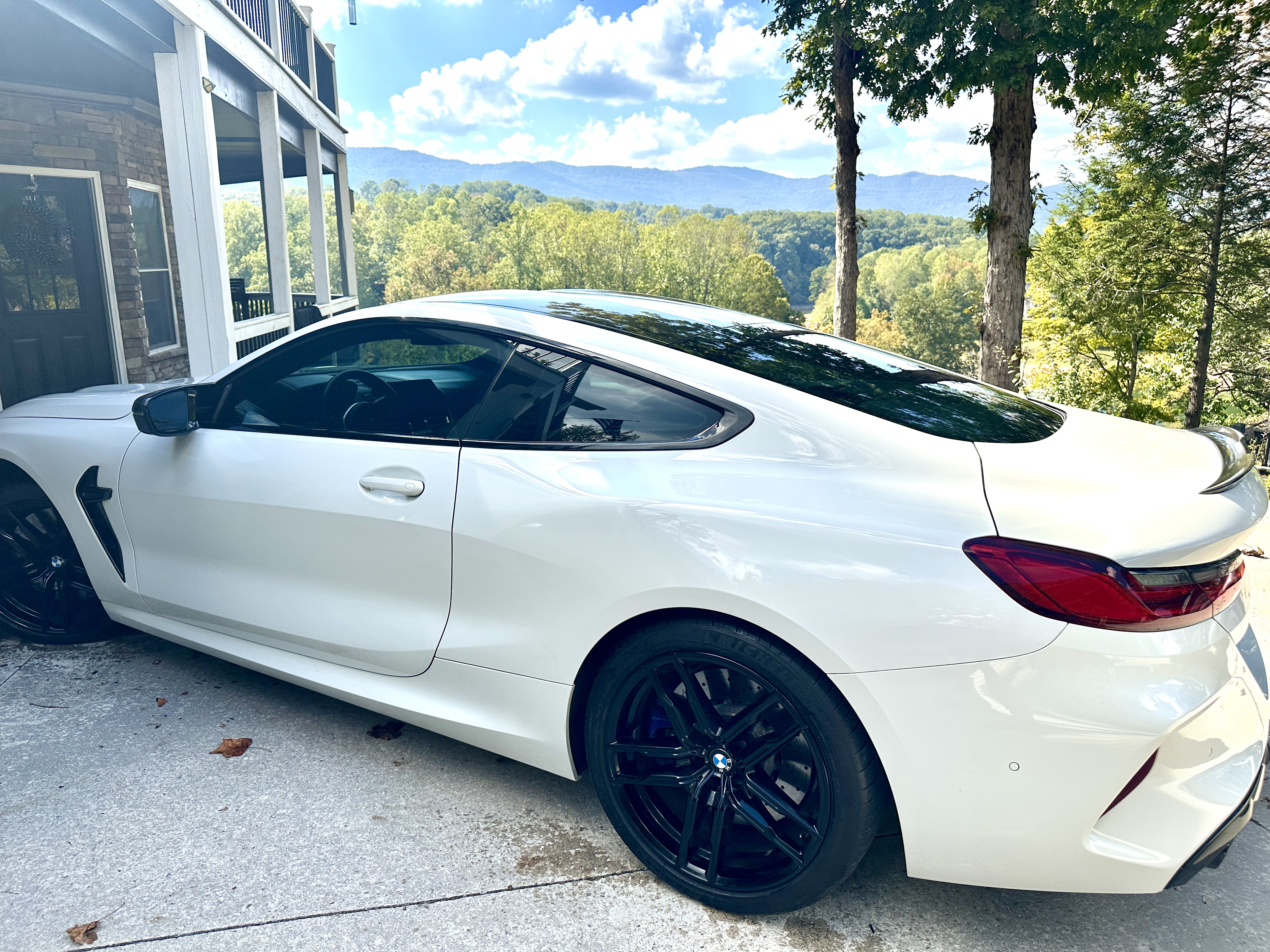 Used 2020 BMW M8 Competition w/ M Carbon Exterior Package AWD/4WD image 6