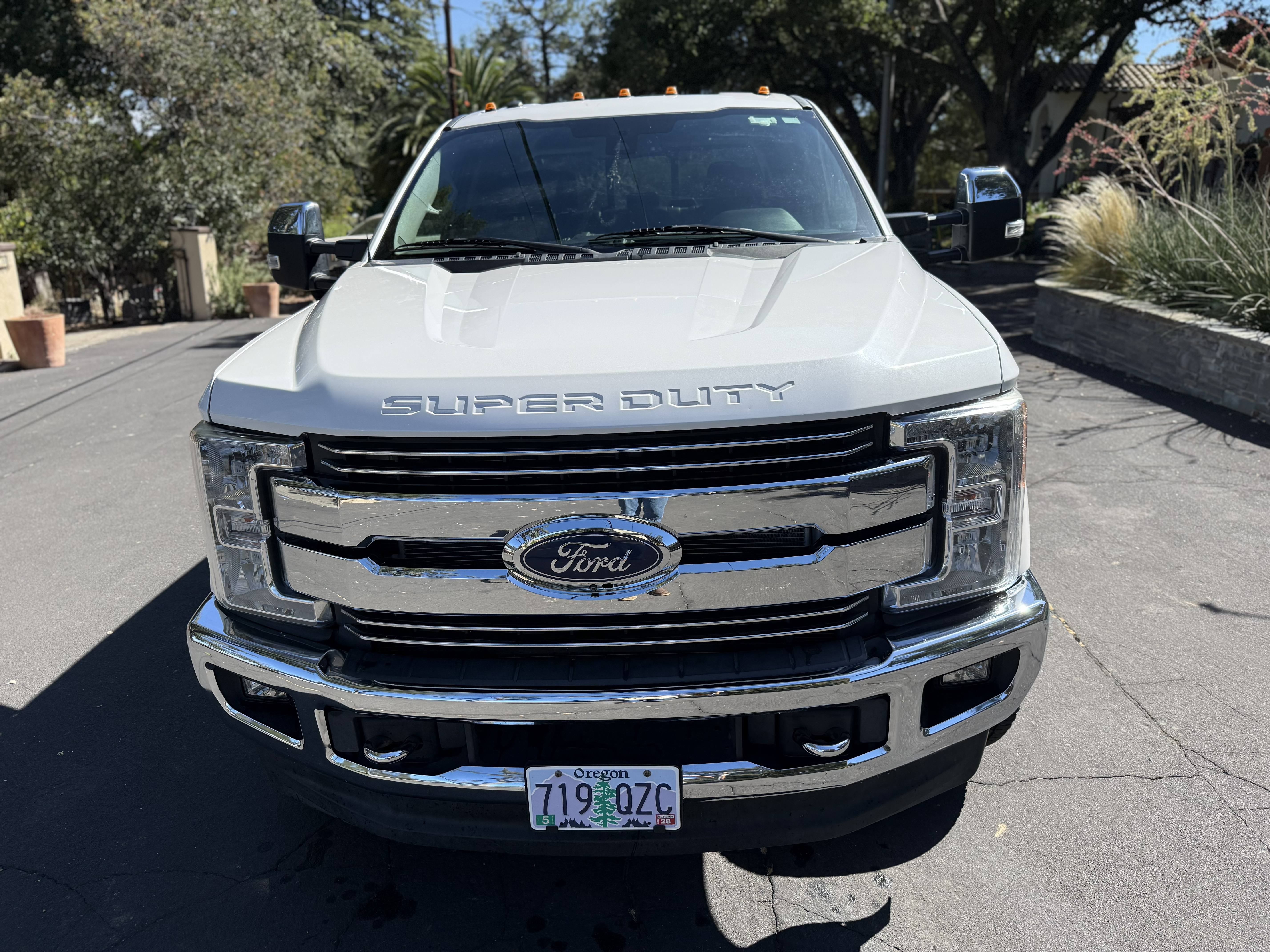 Used 2017 Ford F350 Lariat w/ Tow Technology Bundle AWD/4WD image 4