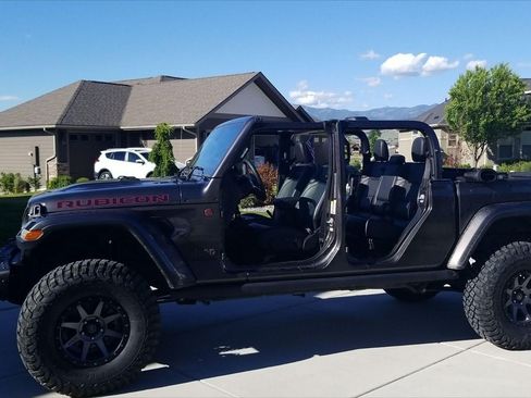 Used 2020 Jeep Gladiator Rubicon image 1