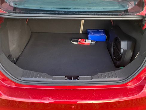 Used 2012 Ford Focus SEL image 11