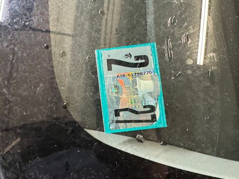 Used 2015 Hyundai Elantra SE w/ Option Group 03 image 13