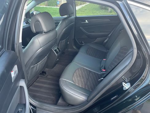 Used 2016 Hyundai Sonata Sport w/ Option Group 02 image 13