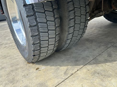 Used 2014 RAM 5500 Laramie image 18