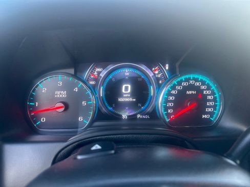 Used 2020 GMC Yukon XL Denali w/ Open Road Package image 5