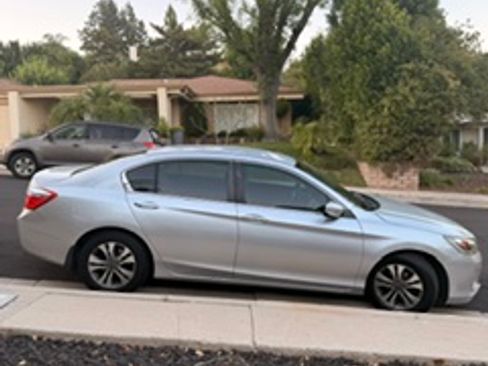 Used 2013 Honda Accord LX image 4