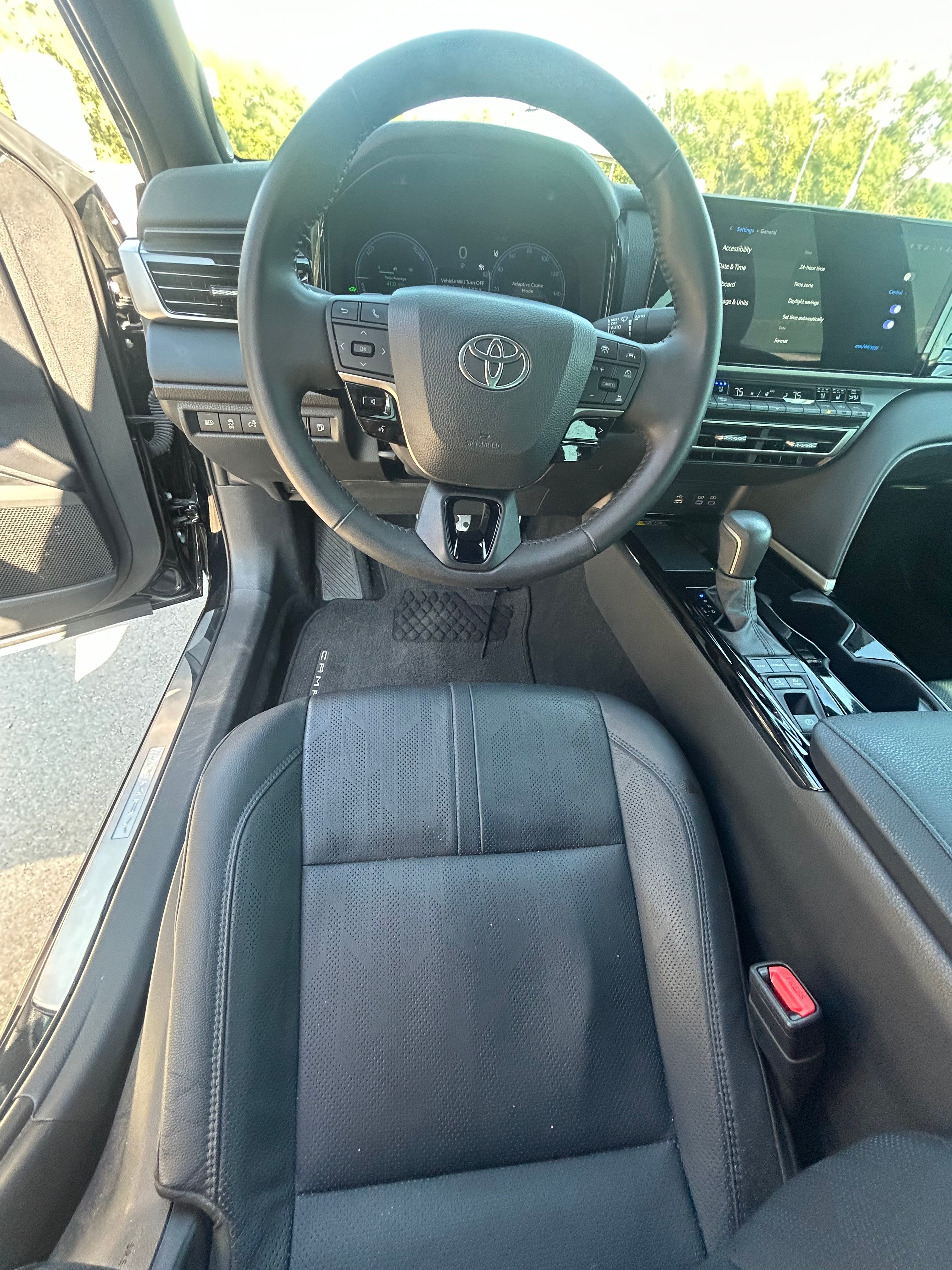 Used 2026 Toyota Camry XSE w/ Premium Package FWD image 12