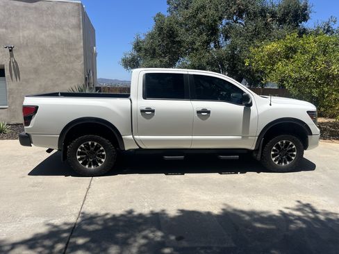 Used 2021 Nissan Titan PRO-4X w/ Off Road Protection Package AWD/4WD image 2