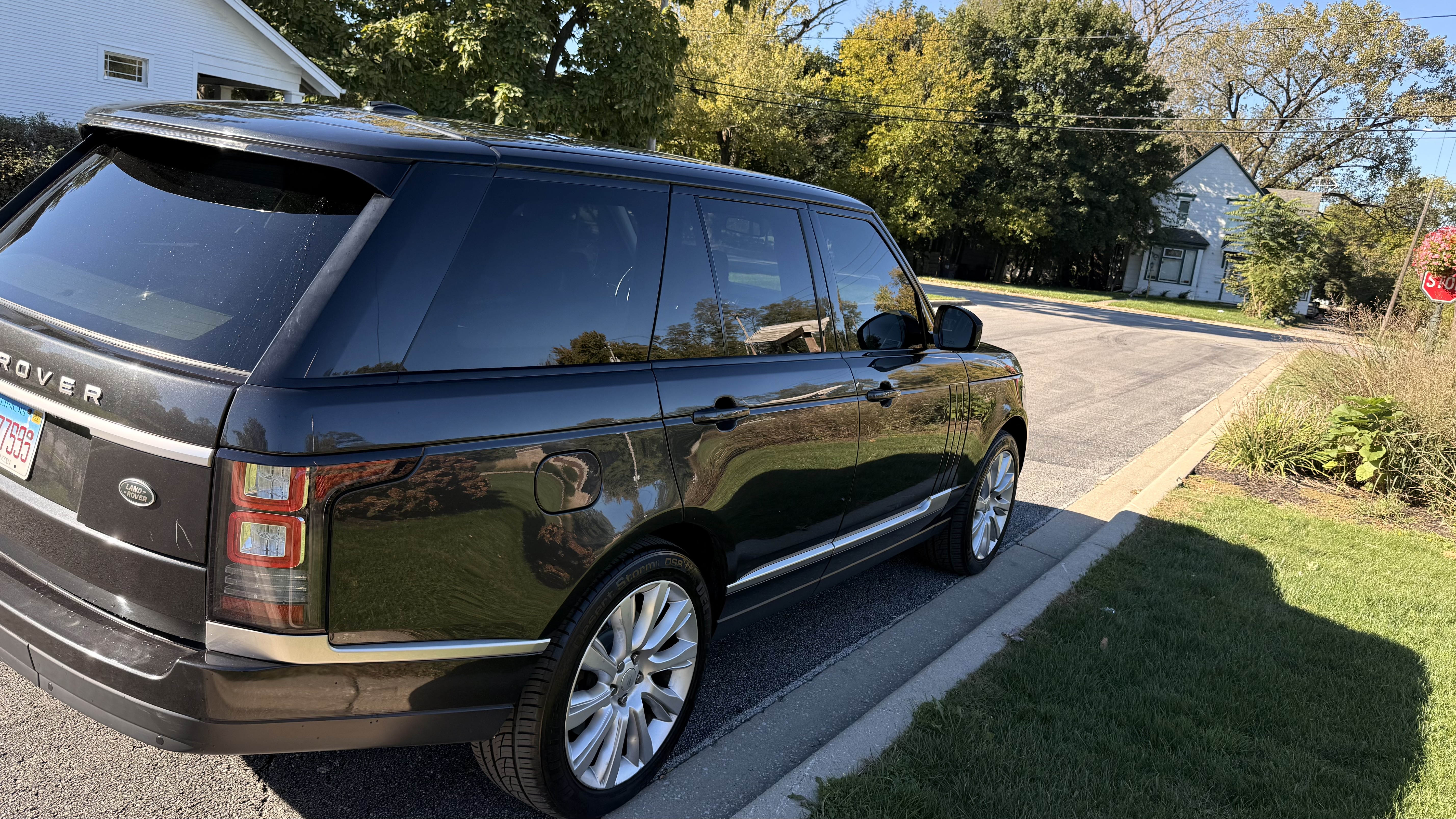 Used 2015 Land Rover Range Rover Supercharged AWD/4WD image 17