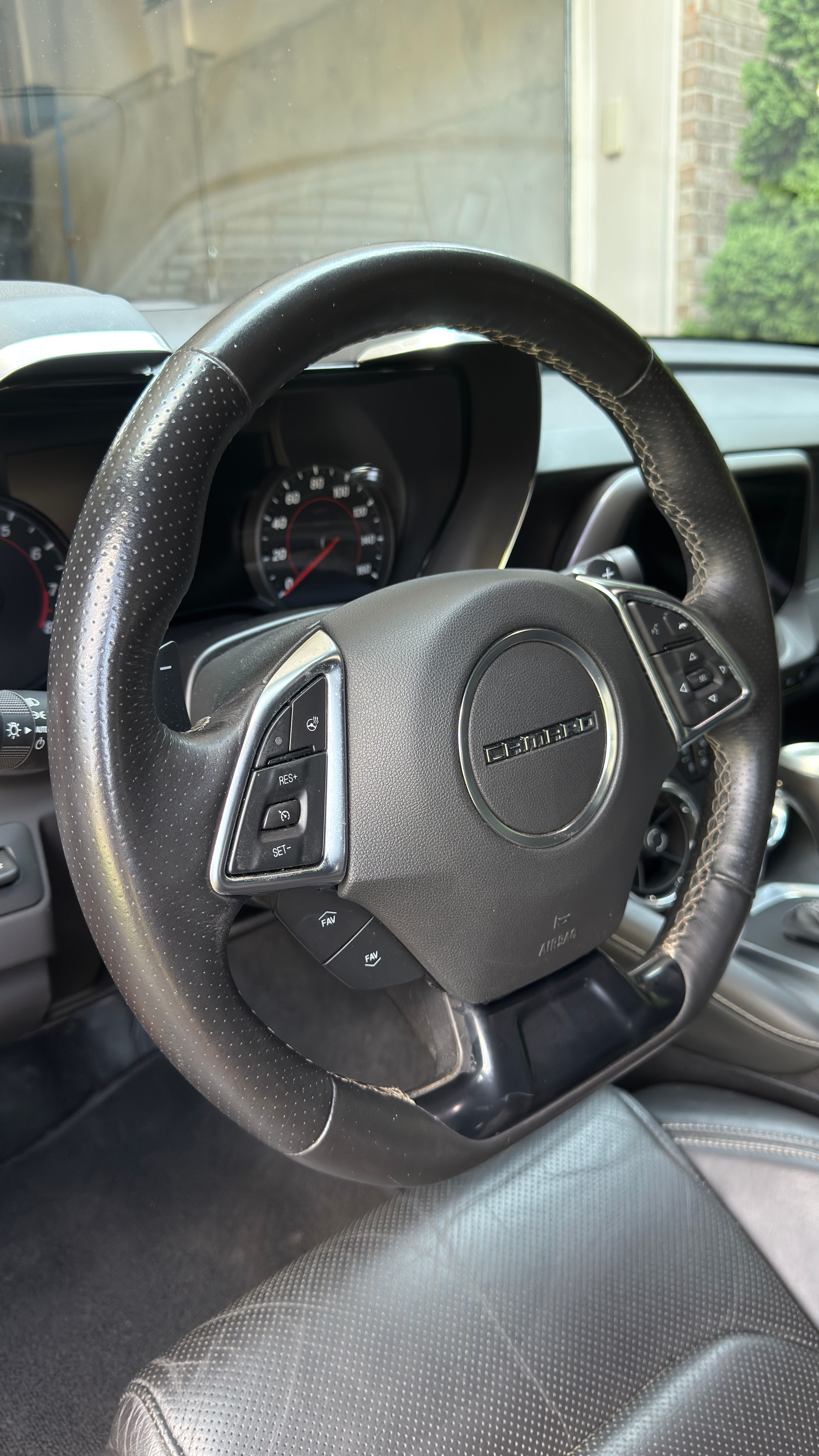 Used 2016 Chevrolet Camaro LT RWD image 14