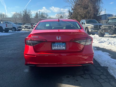 Used 2022 Honda Civic EX image 10