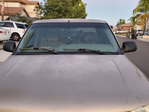 Used 2006 GMC Sierra 1500 SLE w/ Light Duty Power Package image 4