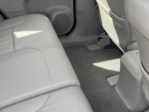 Used 2012 Honda CR-V EX-L image 17