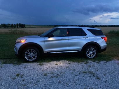 Used 2023 Ford Explorer XLT w/ Equipment Group 202A