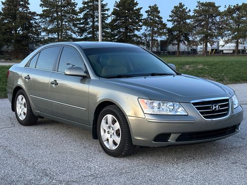 Used 2010 Hyundai Sonata GLS w/ Popular Equipment Pkg 2 image 4