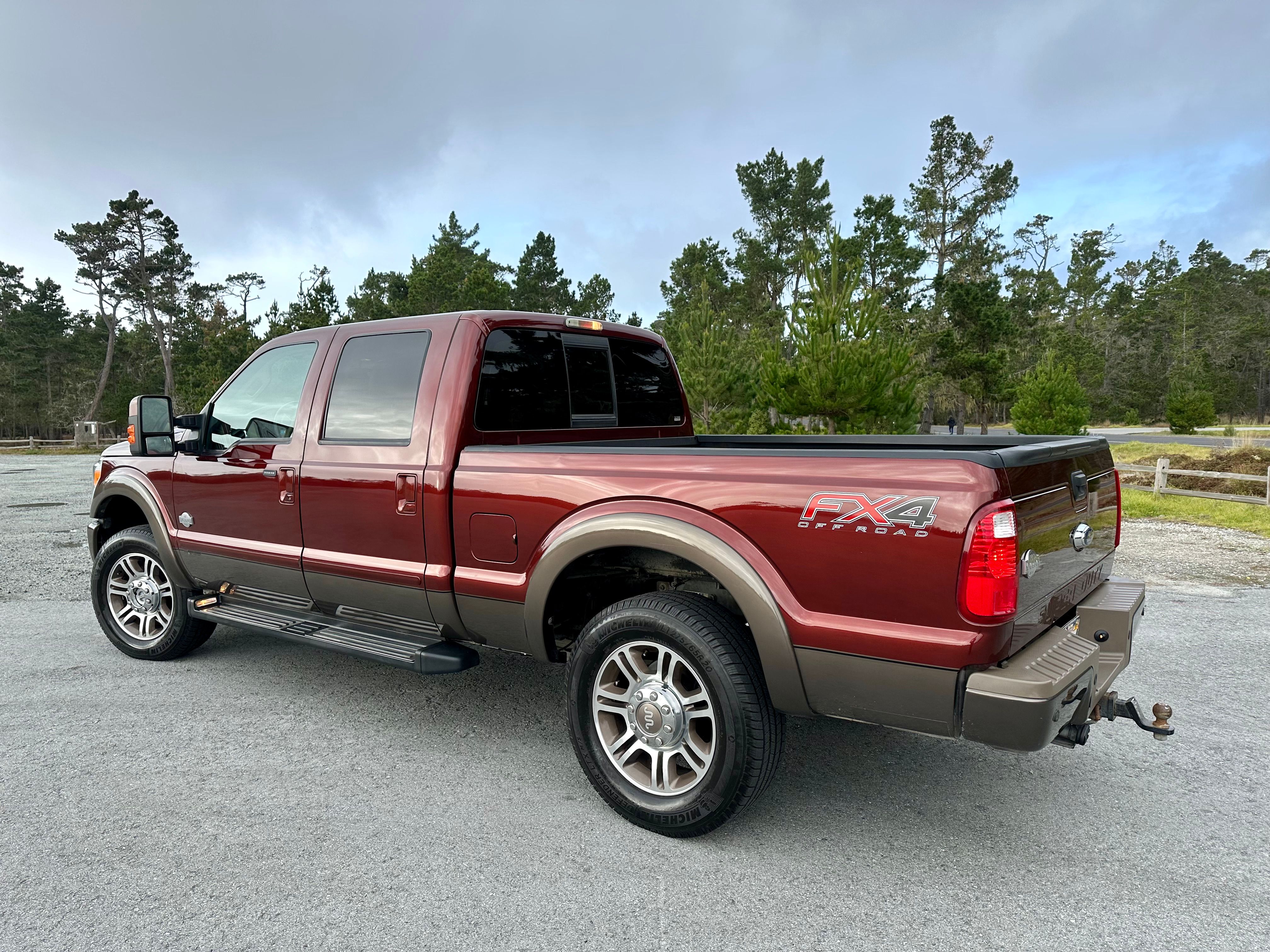 Used 2016 Ford F250 King Ranch w/ FX4 Off-Road Package AWD/4WD image 4